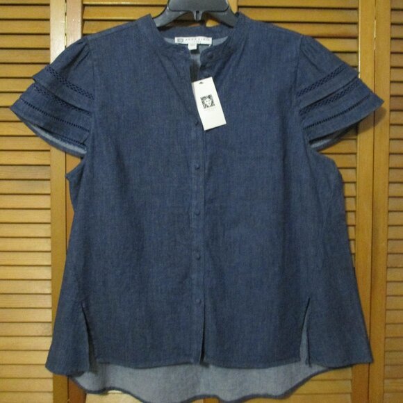 Anne Klein blue NEW denim top, soft, button down, front slits size L - Picture 1 of 11